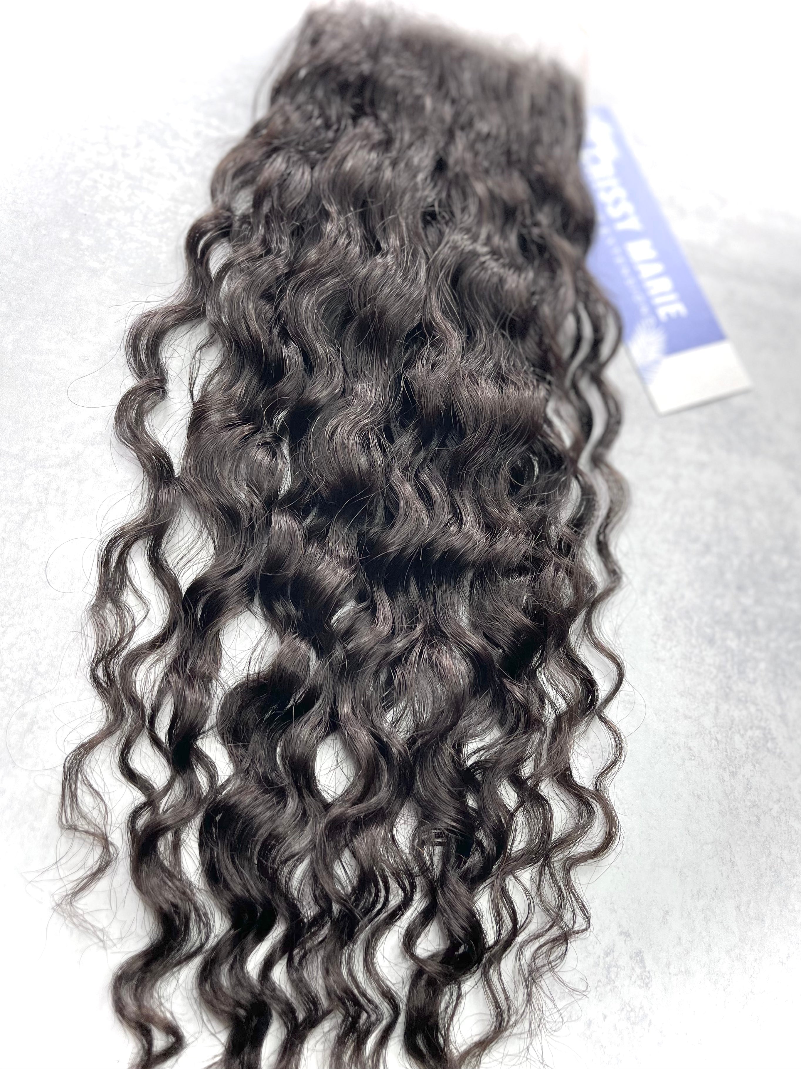 Curly-Wavy Allure: HD Lace Closure